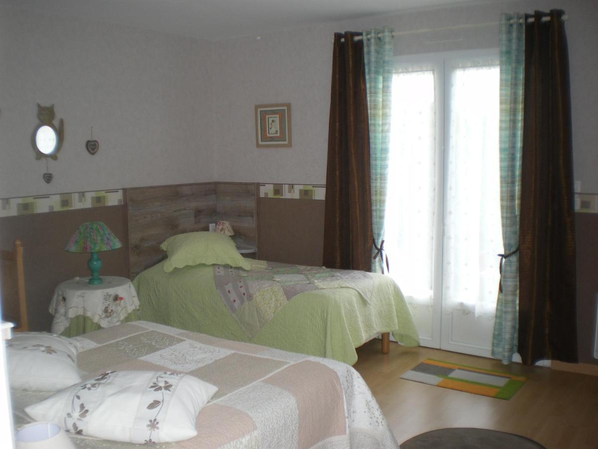 Bed and Breakfast La clé des champs à Largillay Extérieur photo
